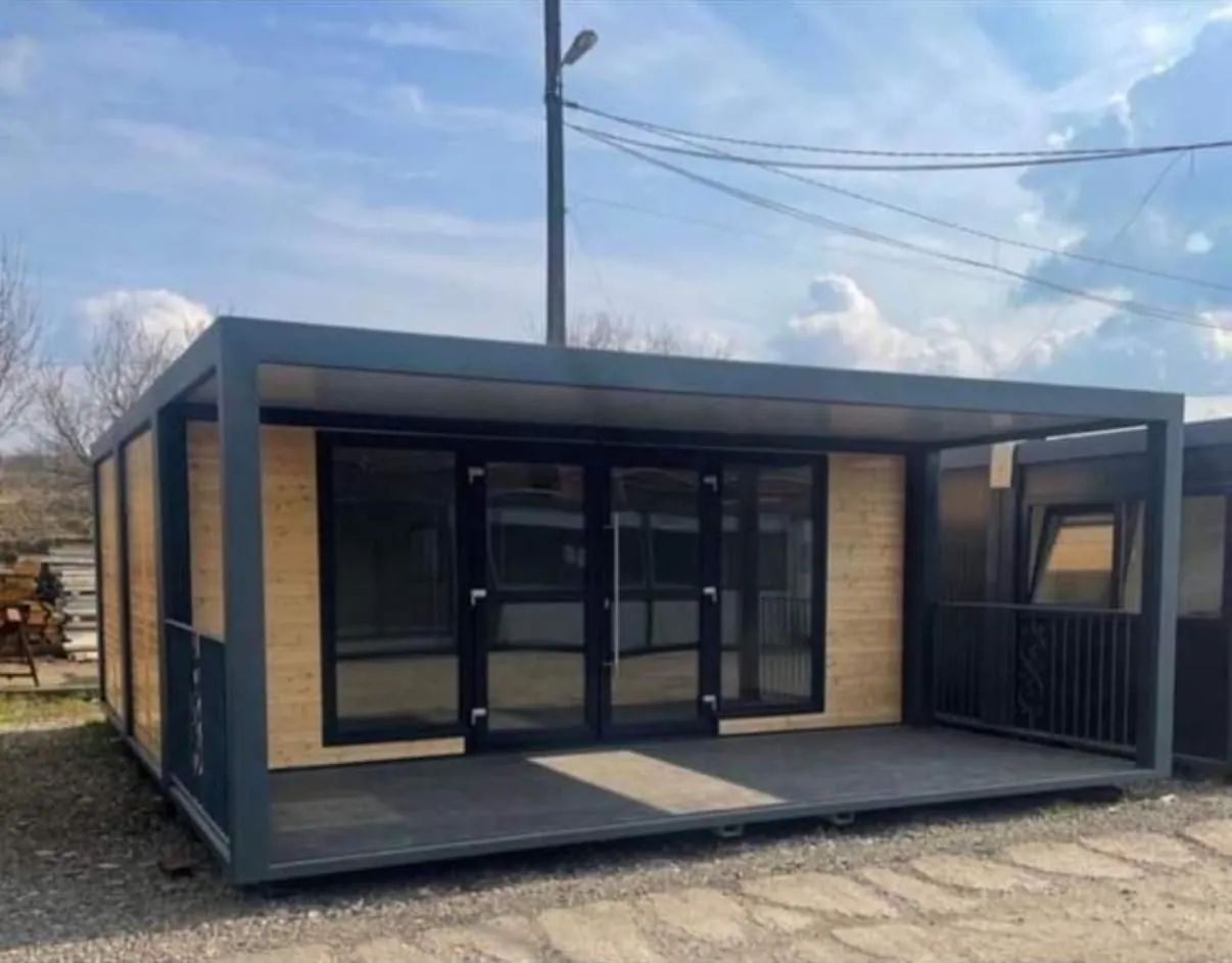 Container modular — căsuță de vacanță sau birou